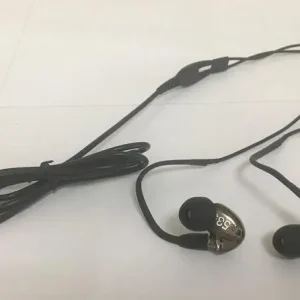 Professional In-Ear Earphones with Noise-Cancelling Technology and 3.5MM Stereo Audio Cable