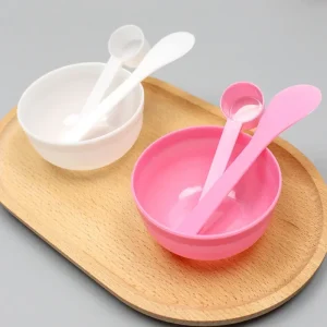 Facial Mask Mixing Bowl with Brush Set for Beauty Tool Lovers