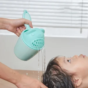 Toddler Bath Time Made Easy: Cartoon-Themed Shampoo Cups with Soft Spoons for Children’s Hair Washing