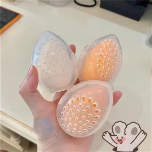 Portable Egg-Shaped Makeup Sponge Organizer Box with Ventilation for Hygienic Storage and Travel