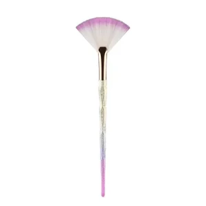 High-Quality Angled Fan Brush for Seamless Highlighting and Contouring Makeup Techniques