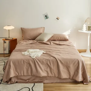 Luxurious Silk Fabric Solid Color Bedding Set with Duvet Cover, Pillow Case, and Bed Sheet