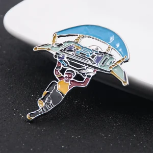 Fortnite Enamel Pin Badge – Cute Alpaca Parachute Metal Keychain Pendant Gift for Men and Women